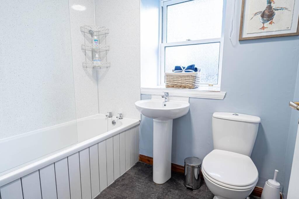 Cozy Newly Renovated Town Centre Apartment Aberfeldy Exterior foto